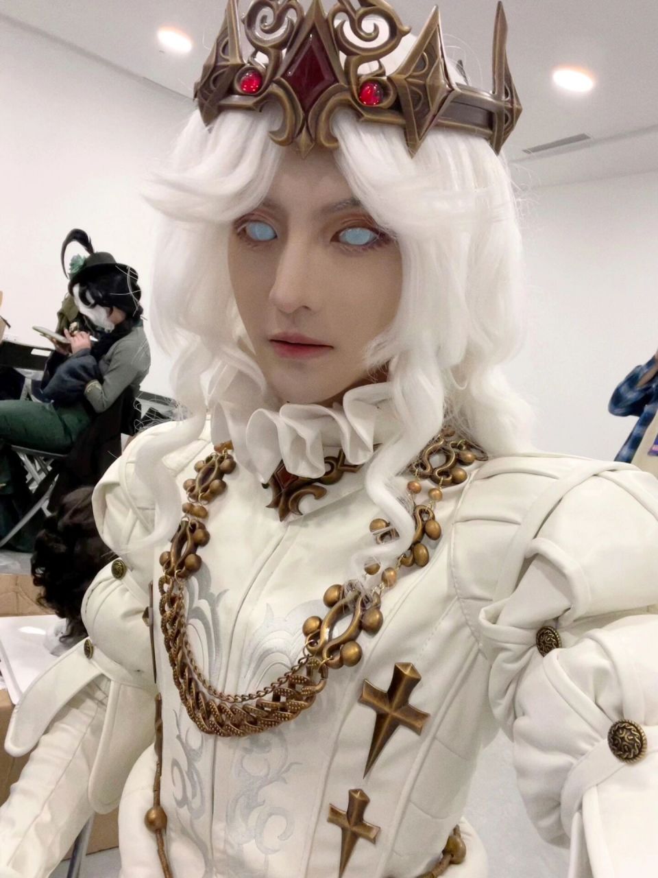 白色美瞳带着真是太难受了…… 出的是摄影师-安宁～是谁游戏刚出,就