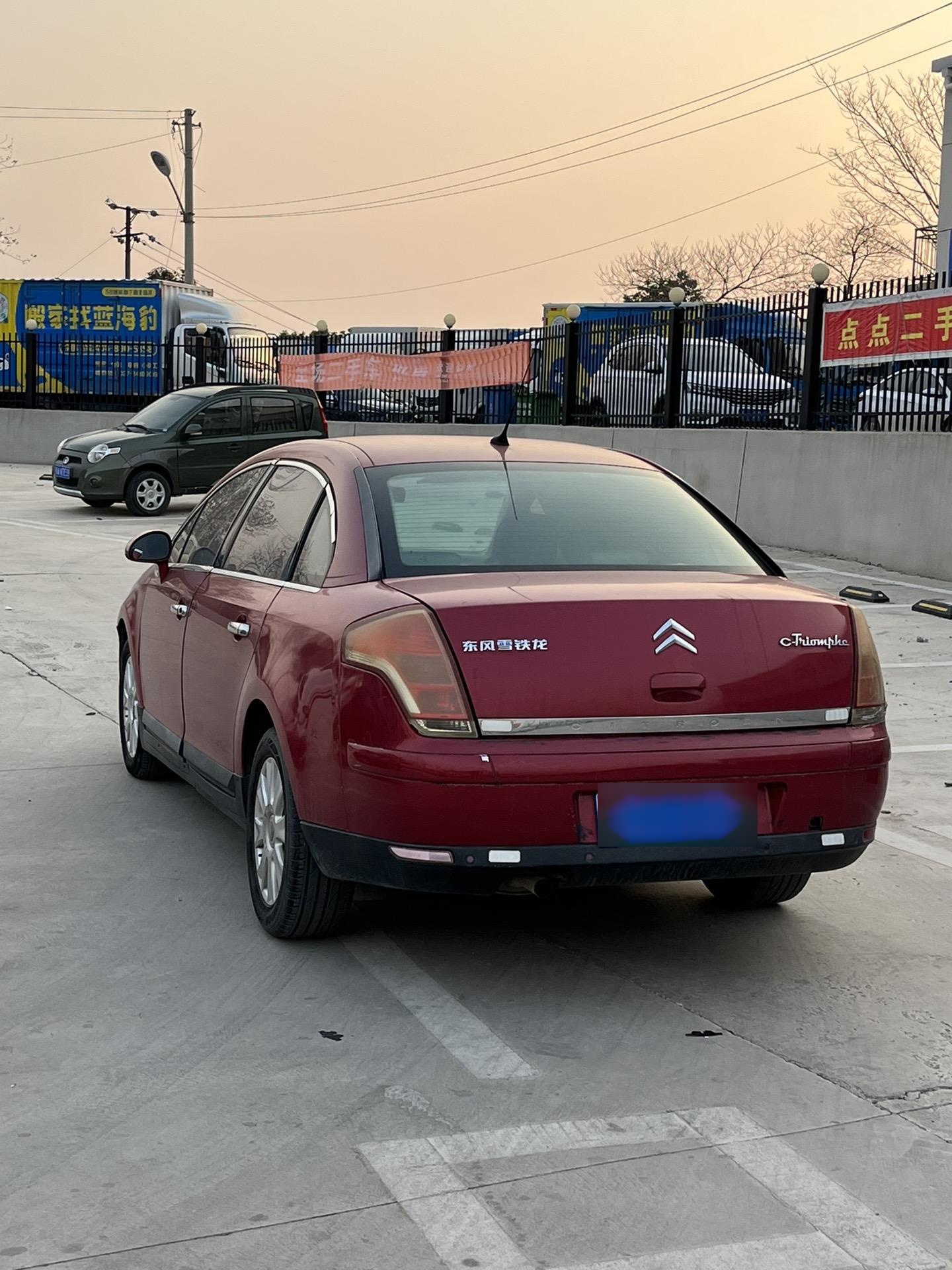 07年雪铁龙凯旋2.0自动挡b级车