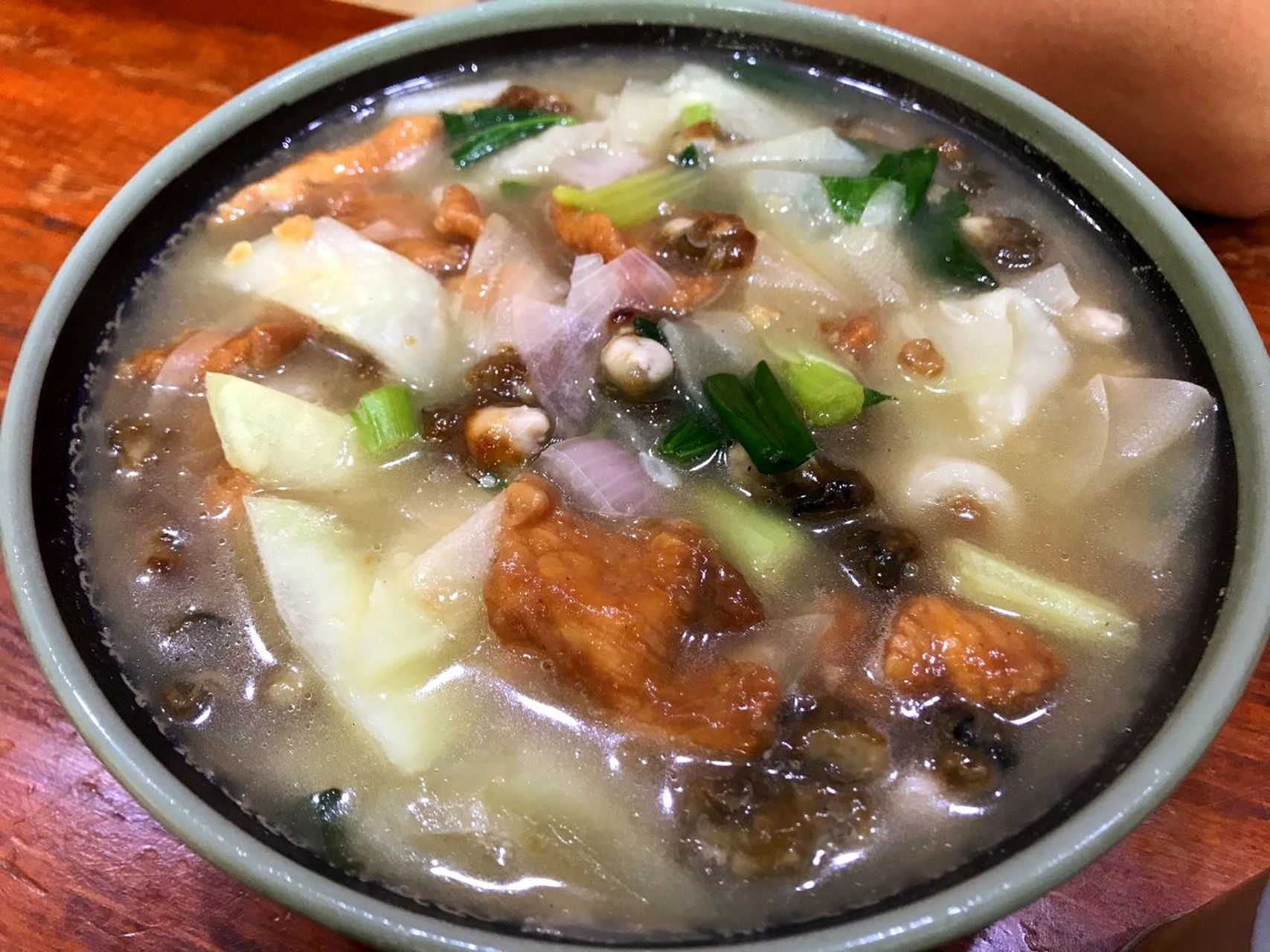 滑粉是福清当地的特色美食,每次来福清必找一家当地的街边小店,几乎