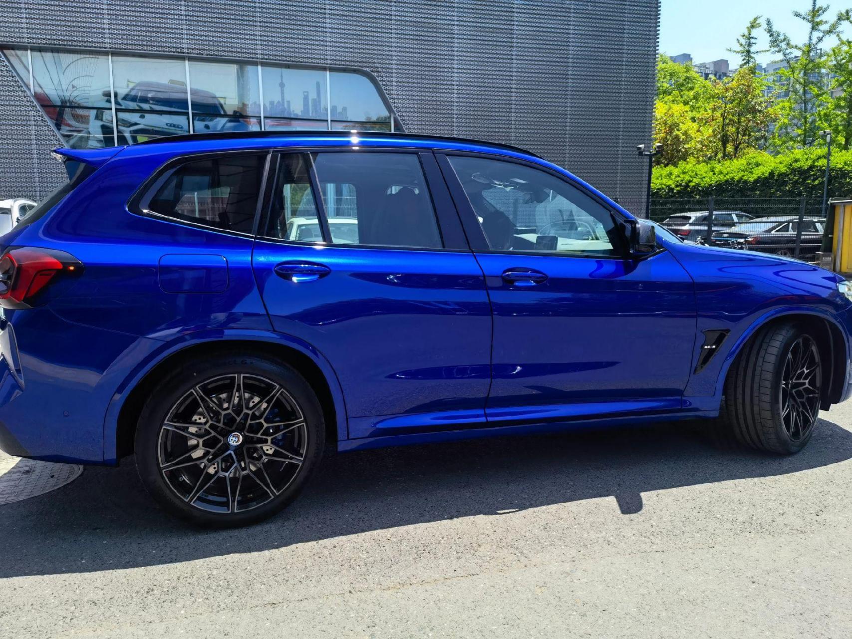 bmw x3 m滨海湾蓝.