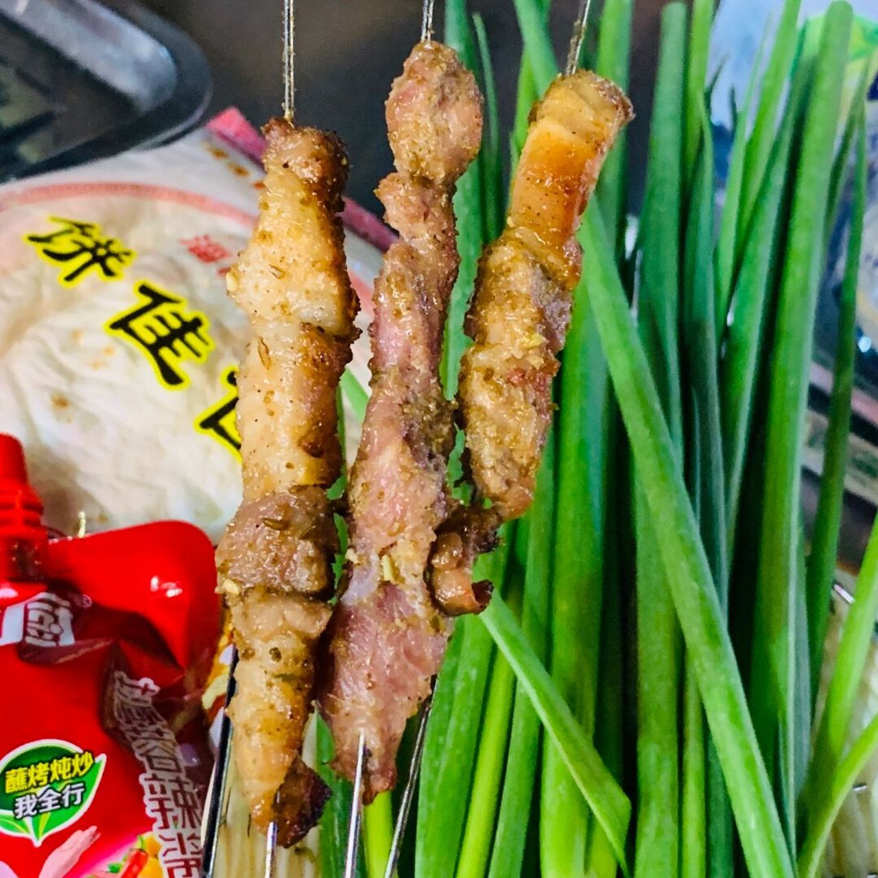 淄博李二烧烤 #浪漫生活的记录者# #笔记灵感# 嘎嘎香,人均不到0640