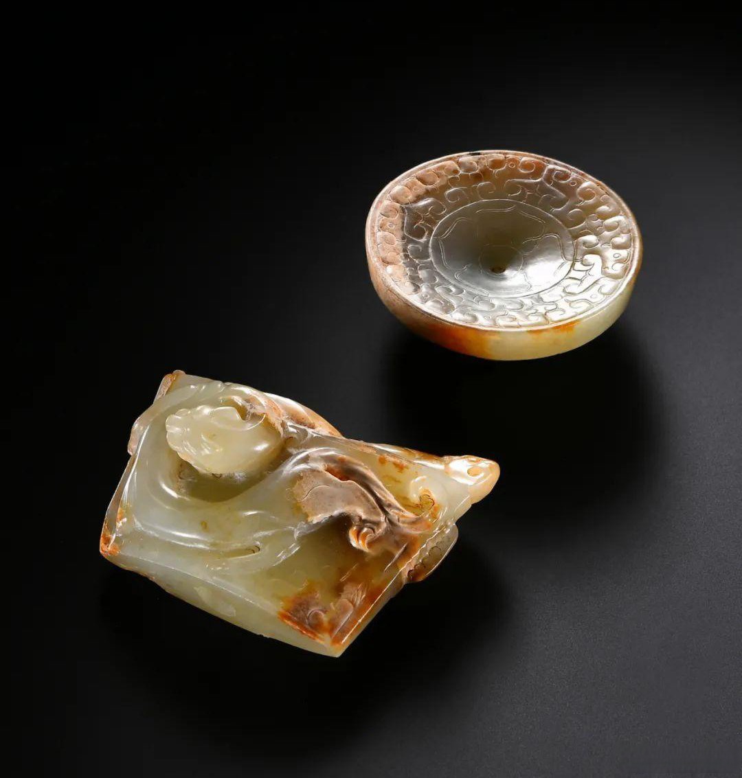 古玉居说玉# 西汉玉剑首,剑铋,看似同组一套,品级可比较南越王的同类