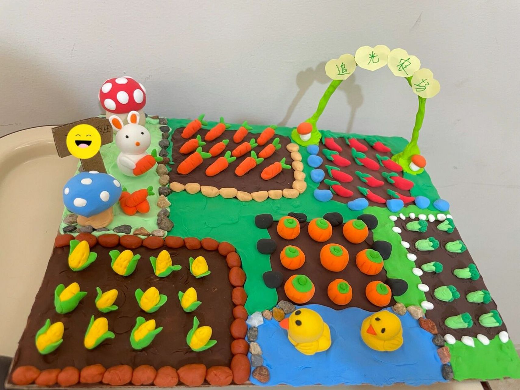 轻粘土手工农场 第一次做轻粘土～ 记录一下 跟儿子一起做了半天,明天