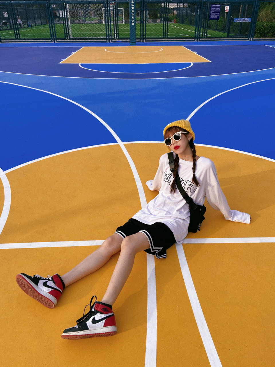 90南宁篮球场 | bf风穿搭的21个拍照姿势 - 除了喜欢打球的男生