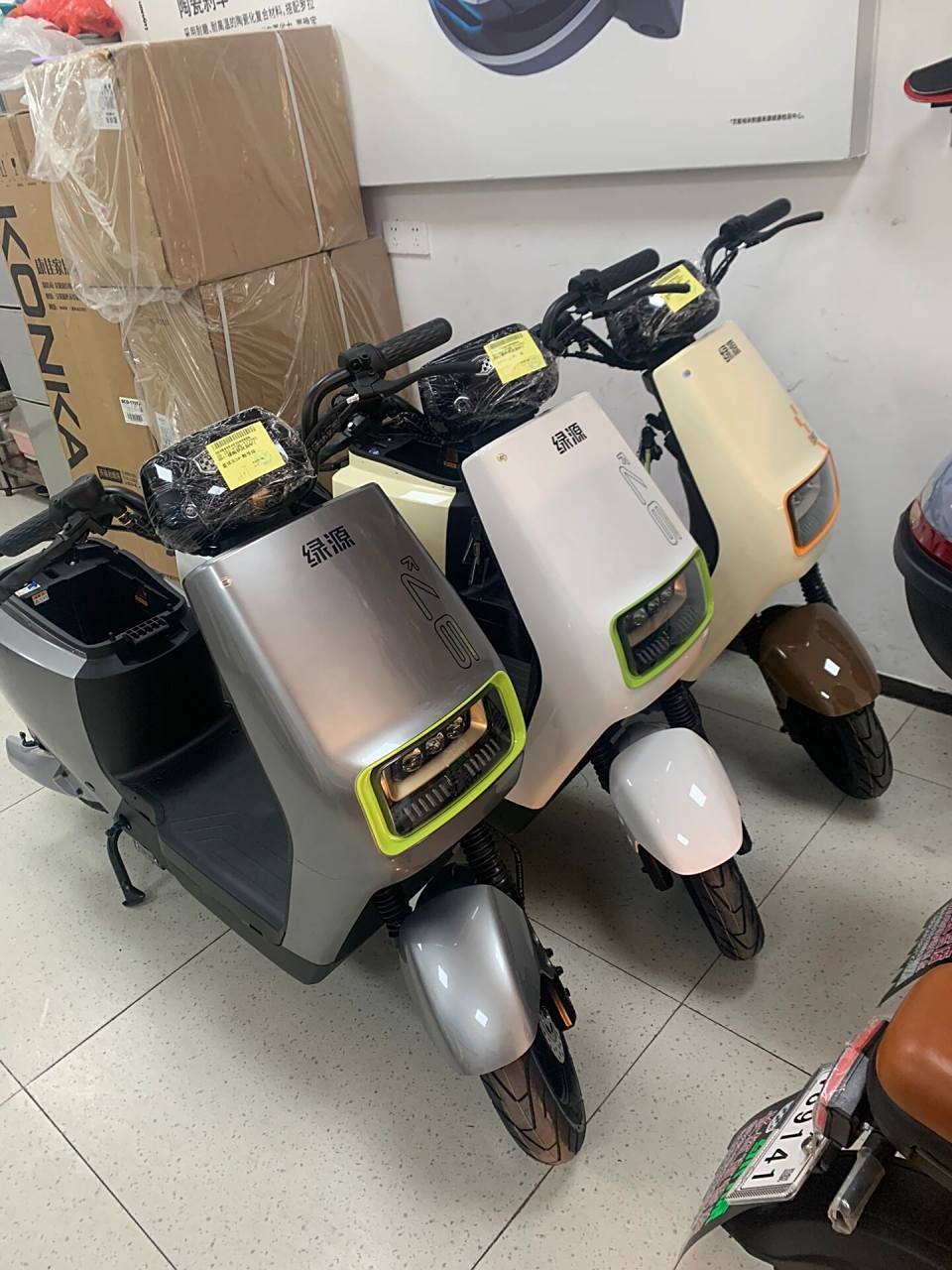 绿源电动车zg5厂家补贴到手价格2599 厂家补贴60v20ah大电池电动