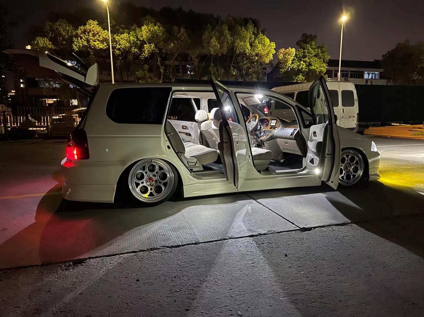 极品奥德赛ra6,升级改装日规套件,全网应该也没几个这样玩的吧.