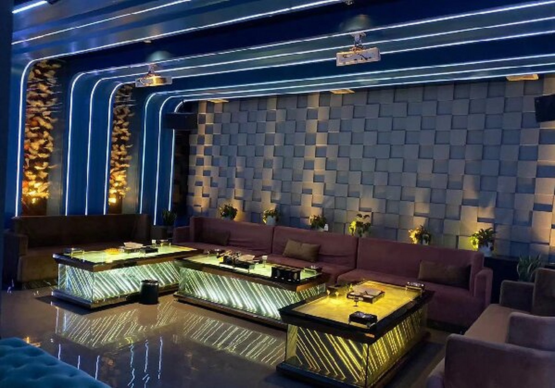 夜探西安碑林区叶问party ktv 叶问party k地址:西安市碑林区晨阳盛世