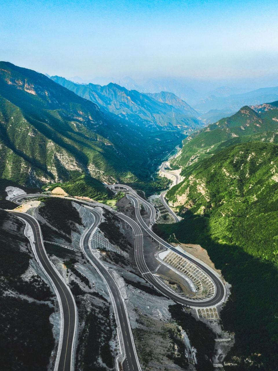 北京门头沟绝美盘山公路,堪比盘龙古道 7215昨天在门头沟发现条