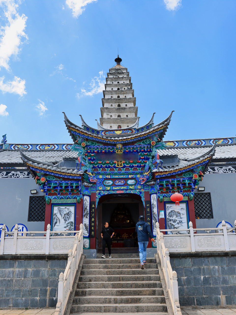 无违旅行 在 知乎 回答了问题 你在宾川鸡足山景区旅游时拍到过哪些