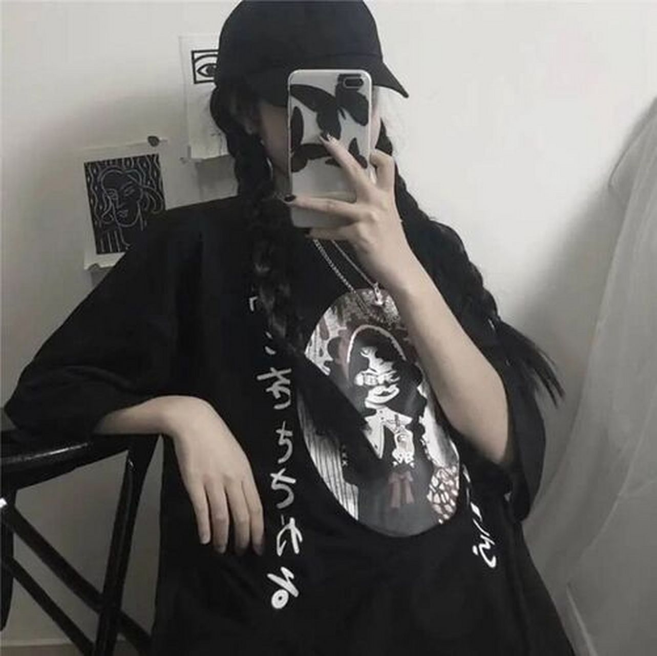 暗黑系女生头像