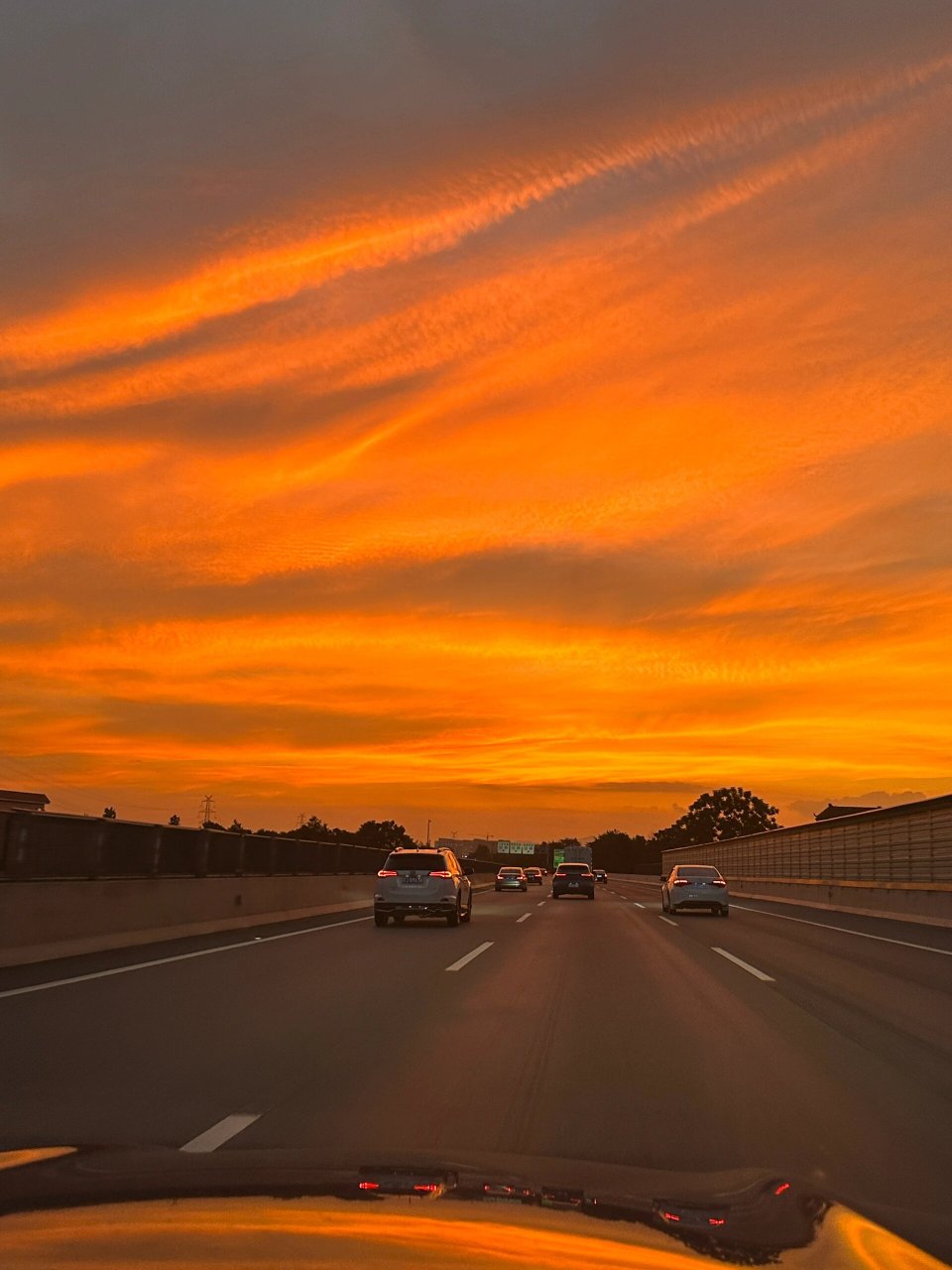 高速路上超美夕阳95