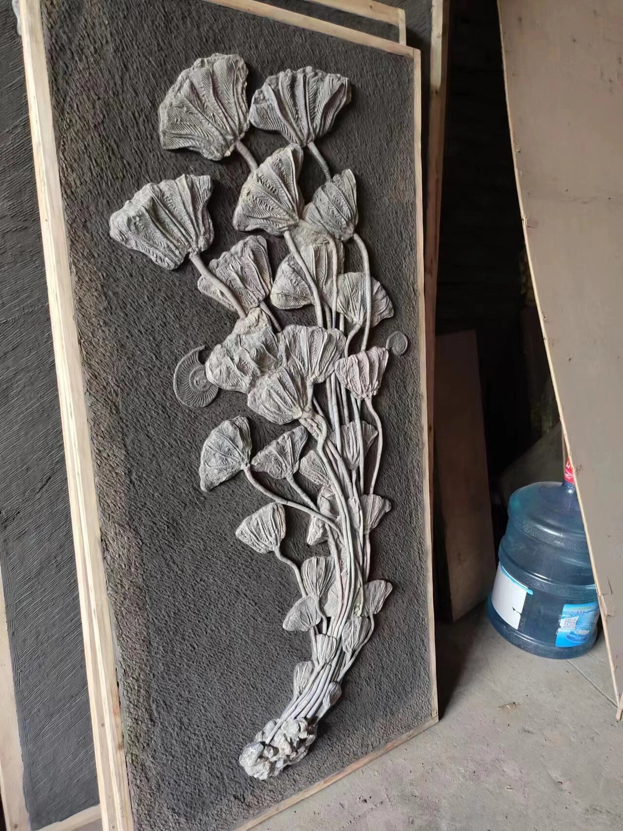 贵州海百合国宝级化石 海百合,是棘皮动物门海百合纲动物的统称.