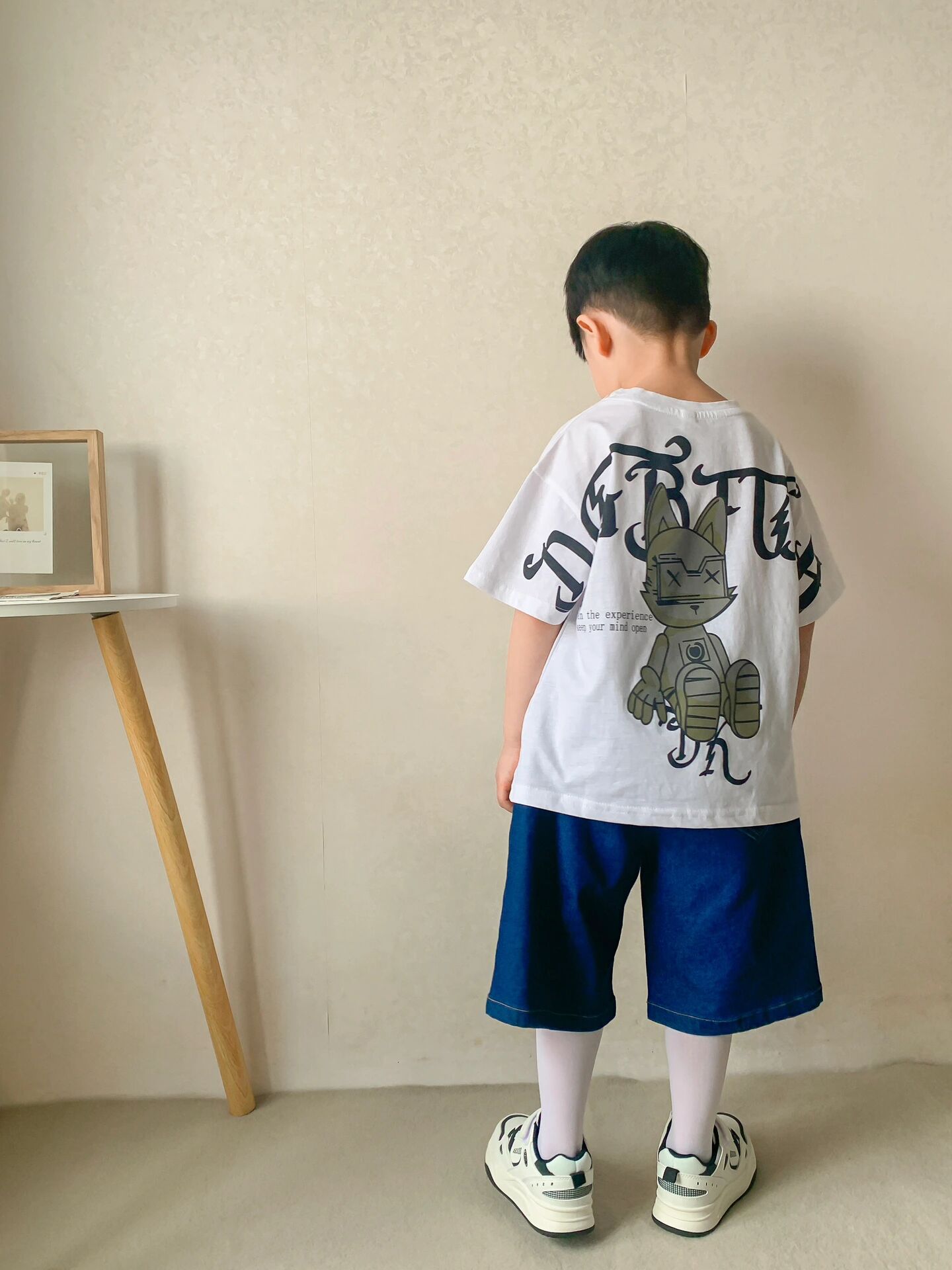 男孩子穿裤袜?
