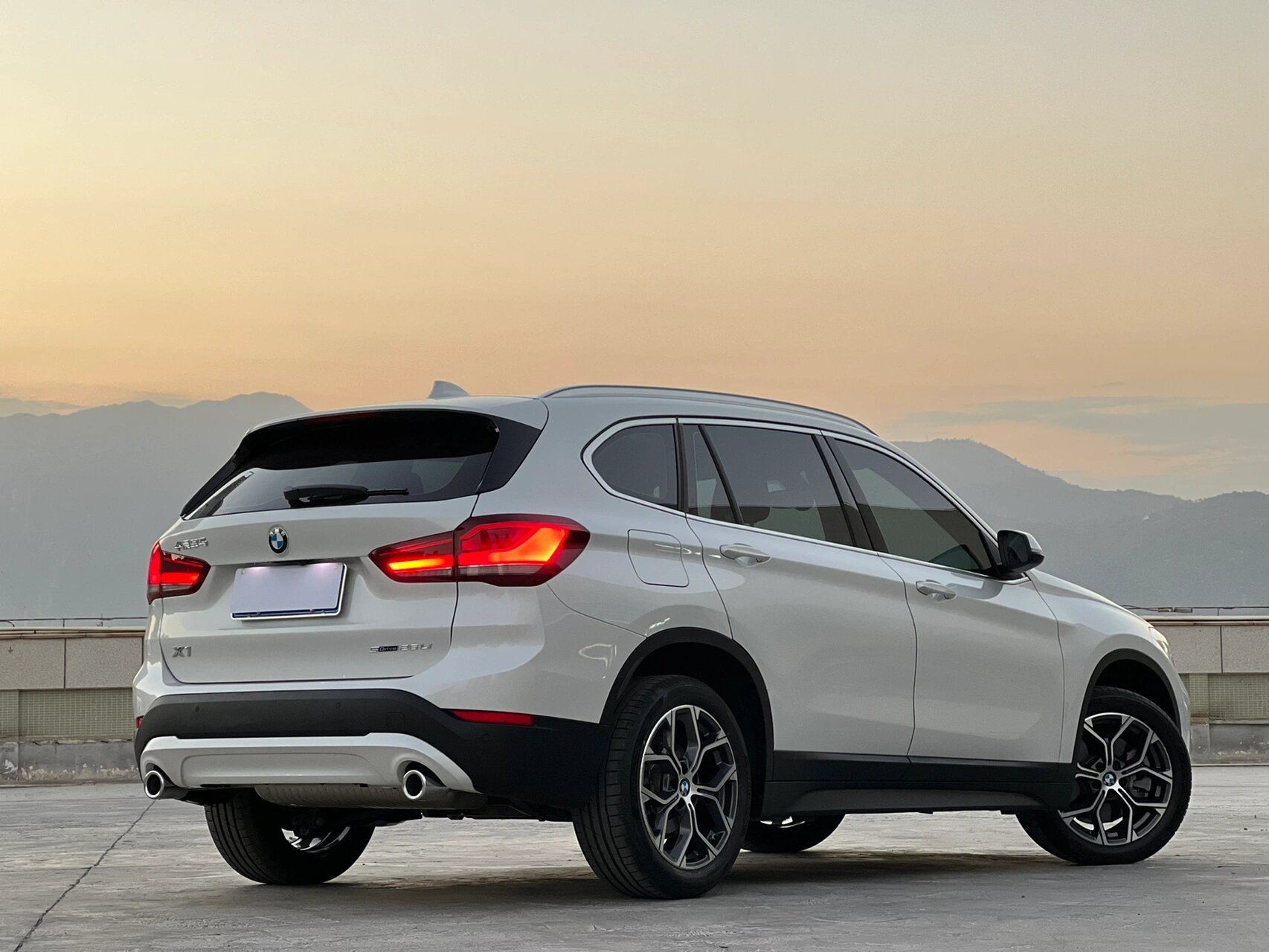 21款宝马x1 2.0t领先版 2021年宝马x1,2.0领先新车指导价30.