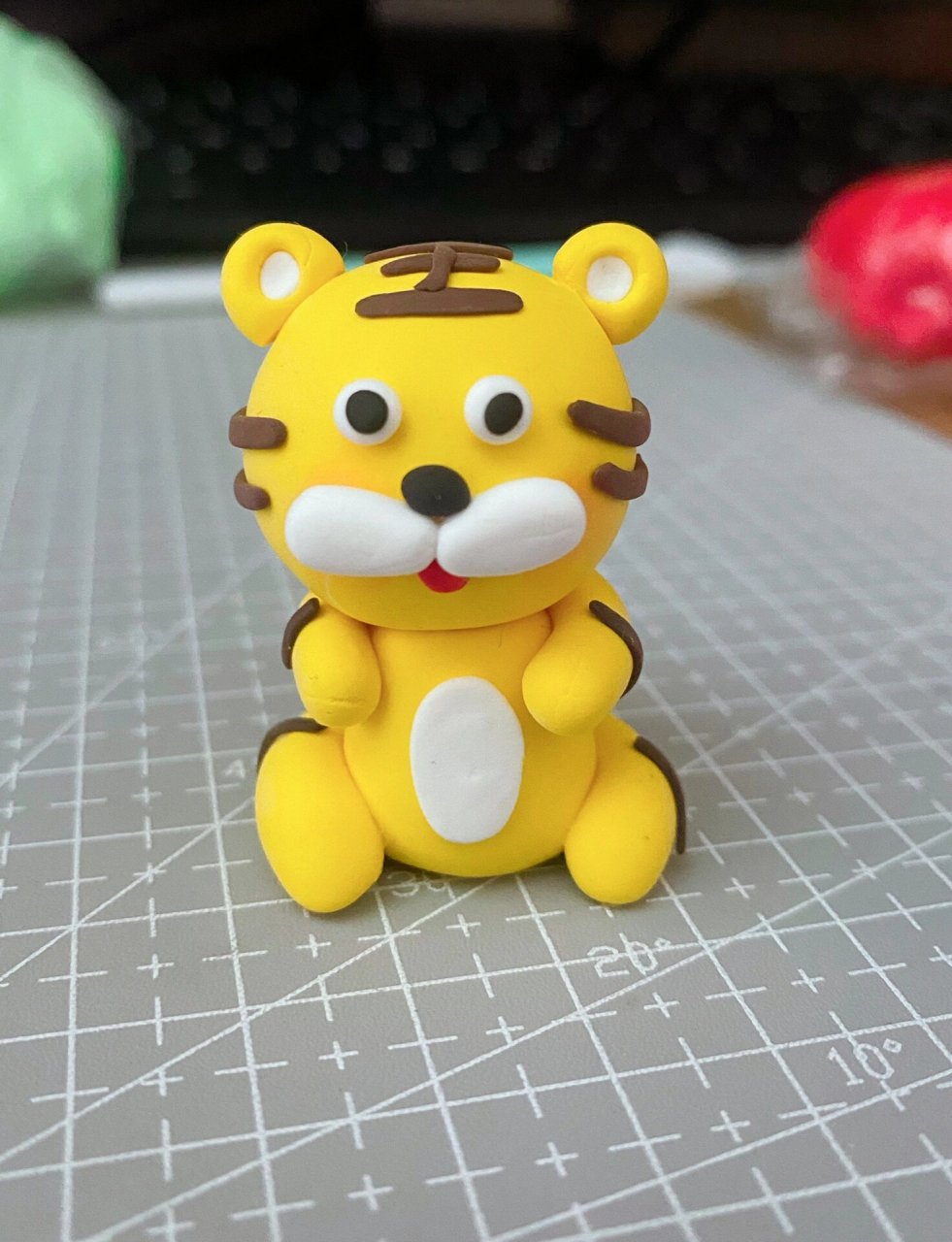 粘土 小老虎91【教程】 打算捏一个十二生肖系列,先拿我弟的生肖