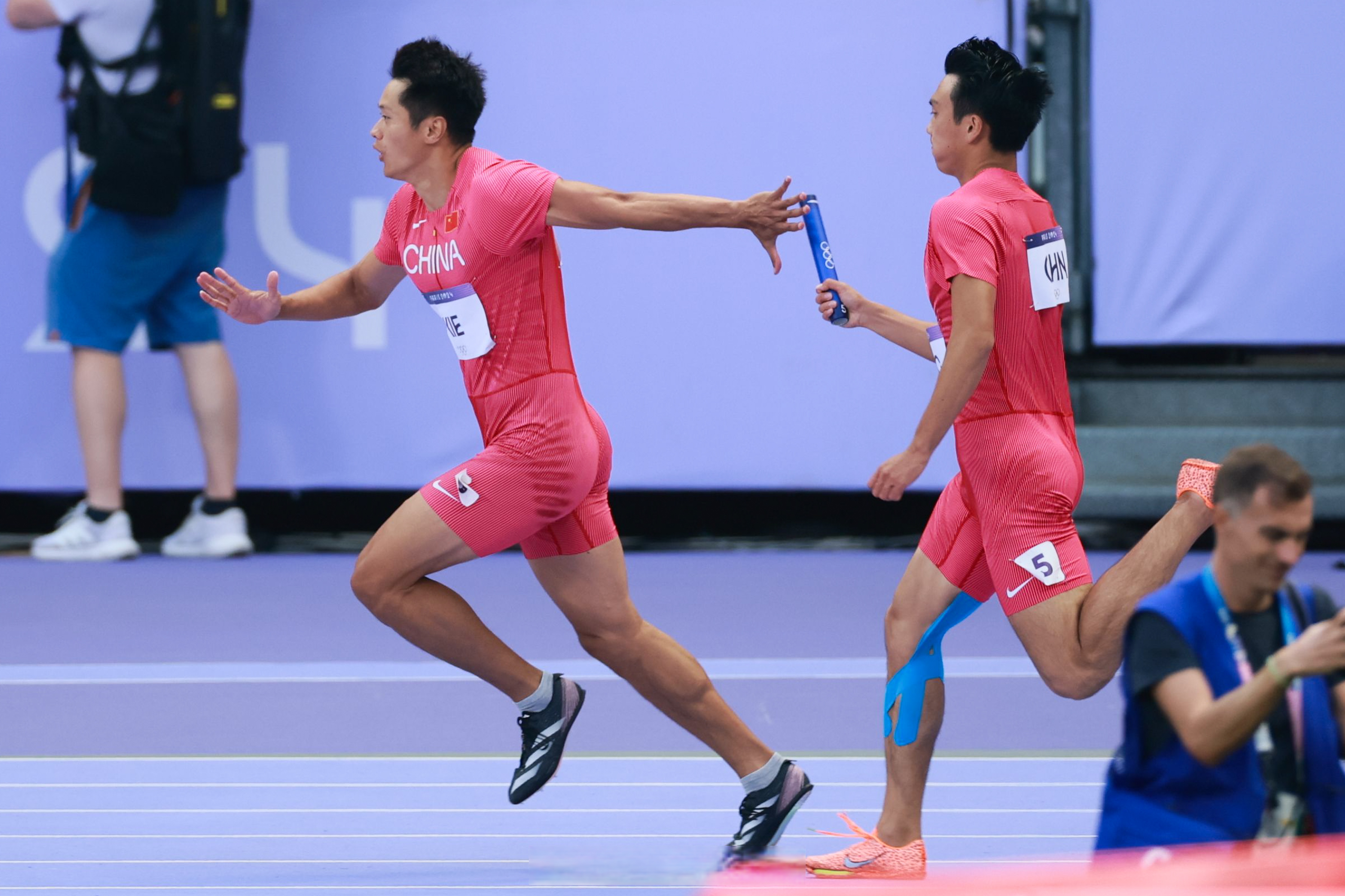 中国男子4x100米接力晋级决赛##中国田径男子4x100米接力小组第1