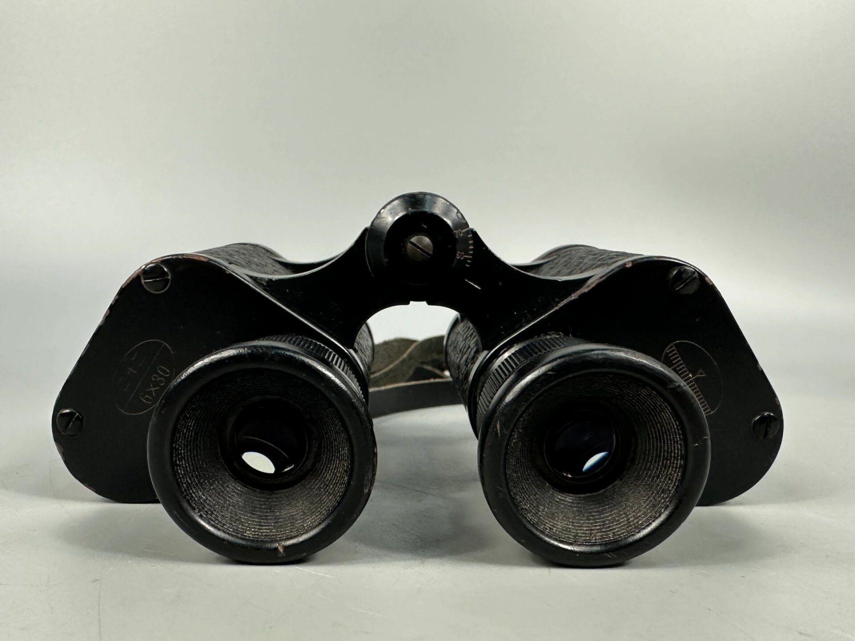 中国第一具军用望远镜 二十二6x30