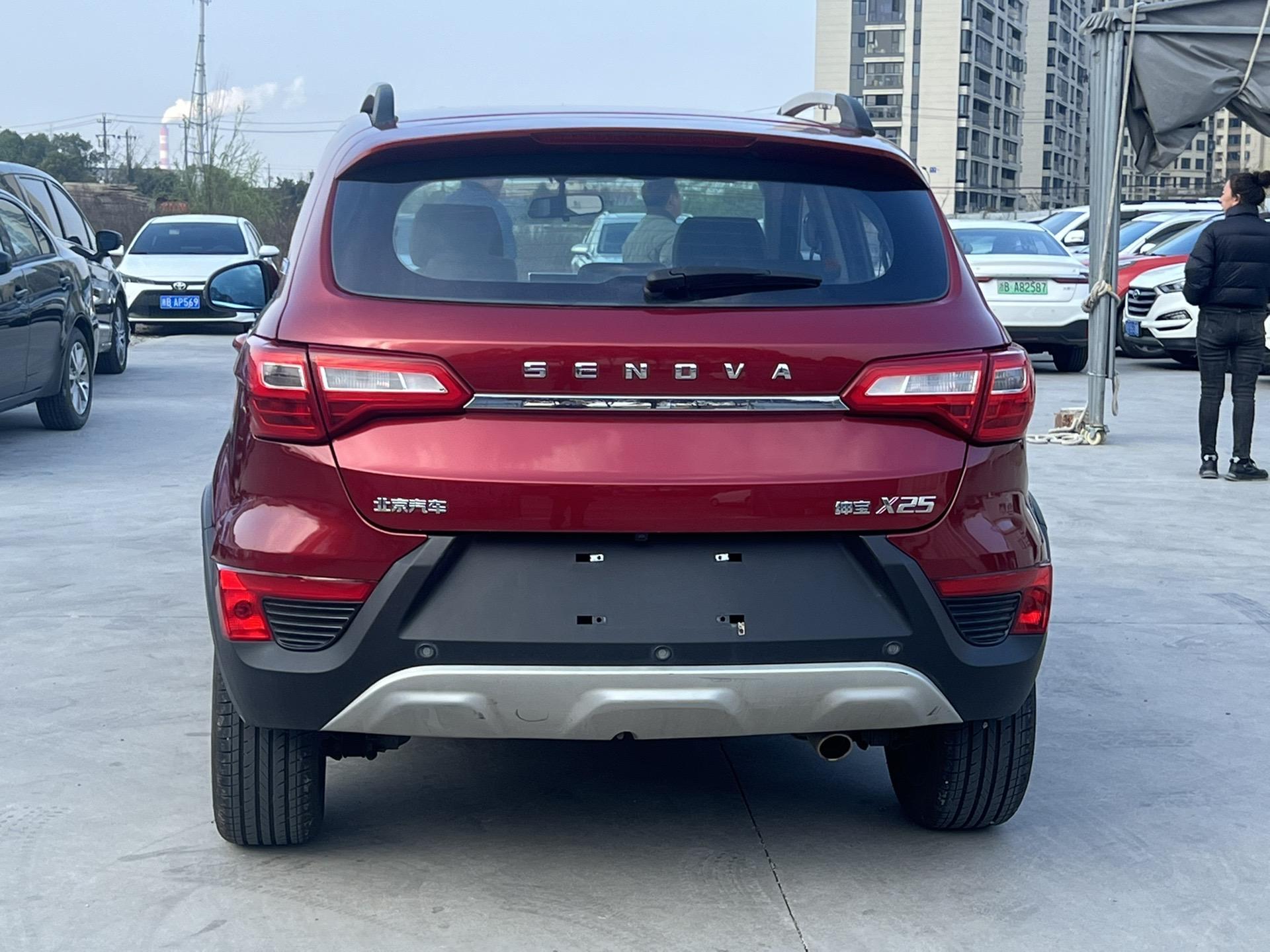 轿车绅宝车型