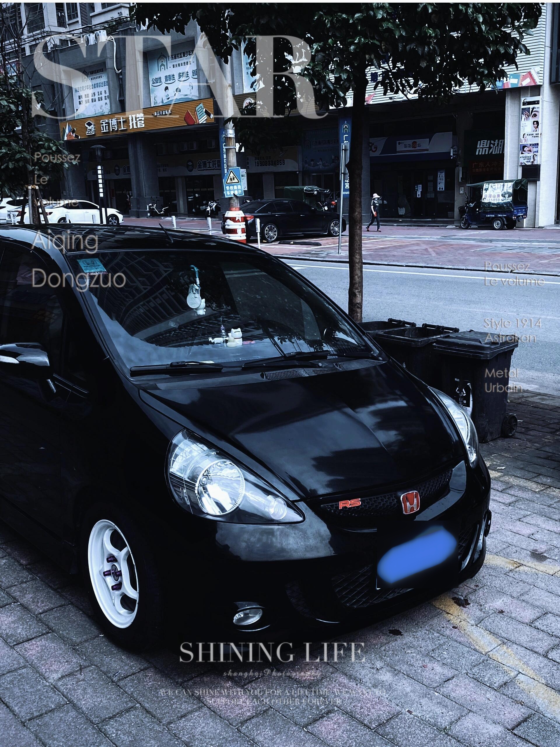 大学生万元小车,本田飞度女款自动挡