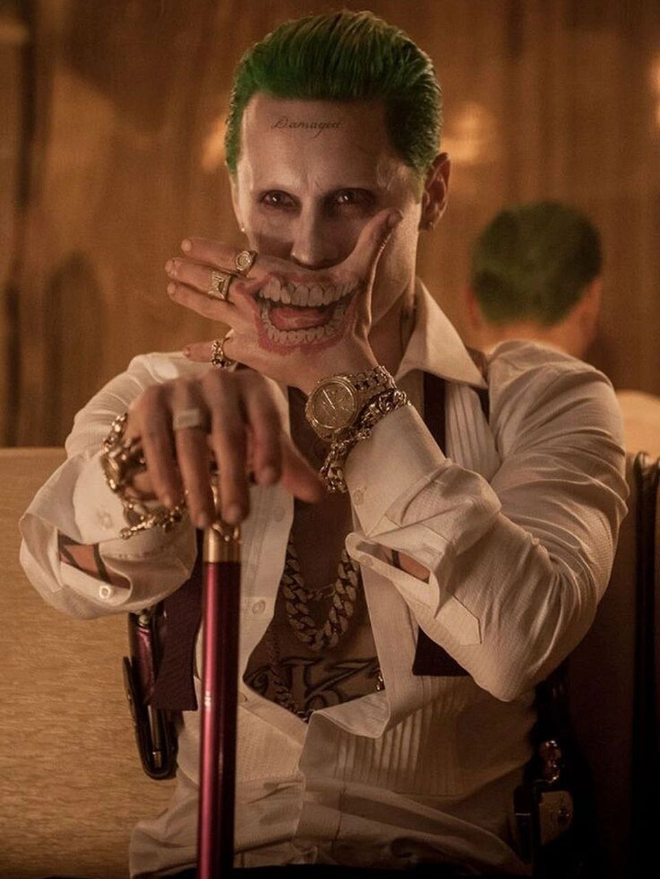 非常可惜莱托少爷版的小丑在自杀小队出场不多.