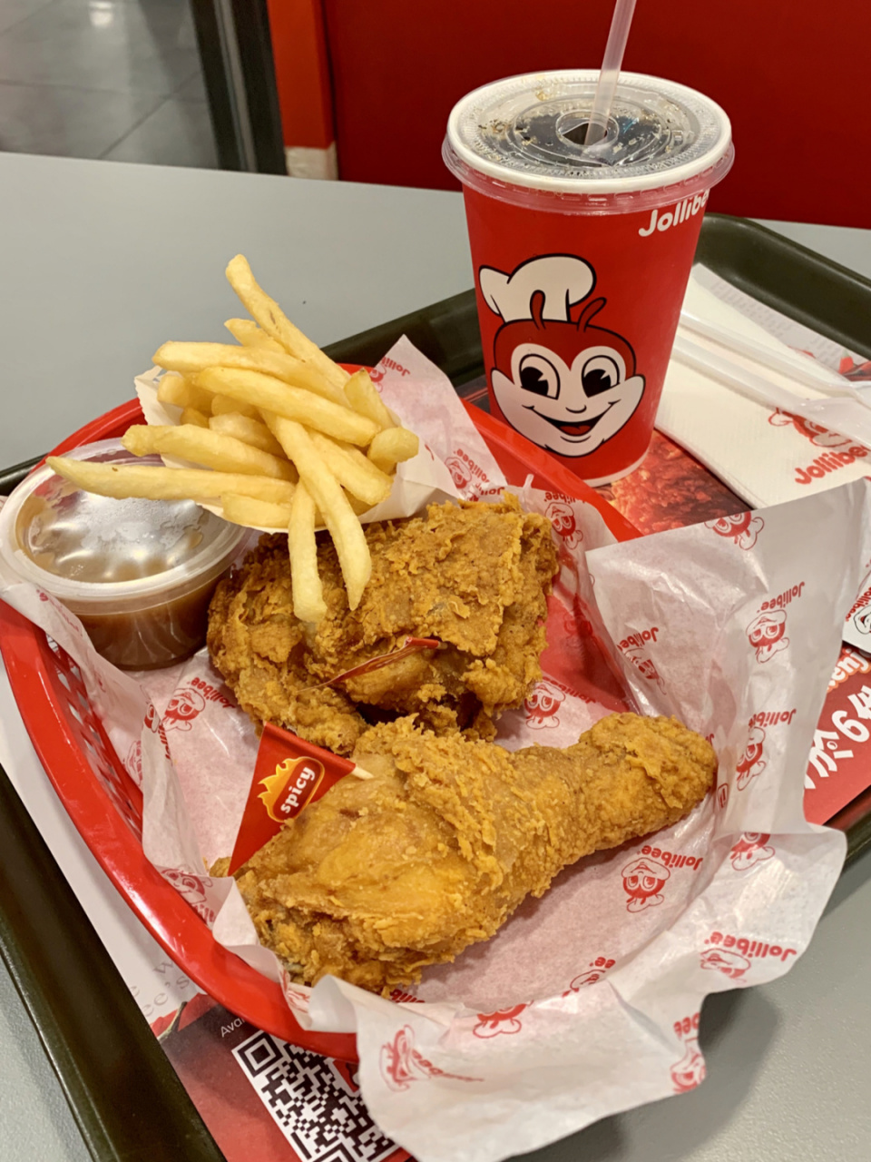 澳门美食|菲律宾国民炸鸡95jollibee快乐蜂 - 78店名: jollibee