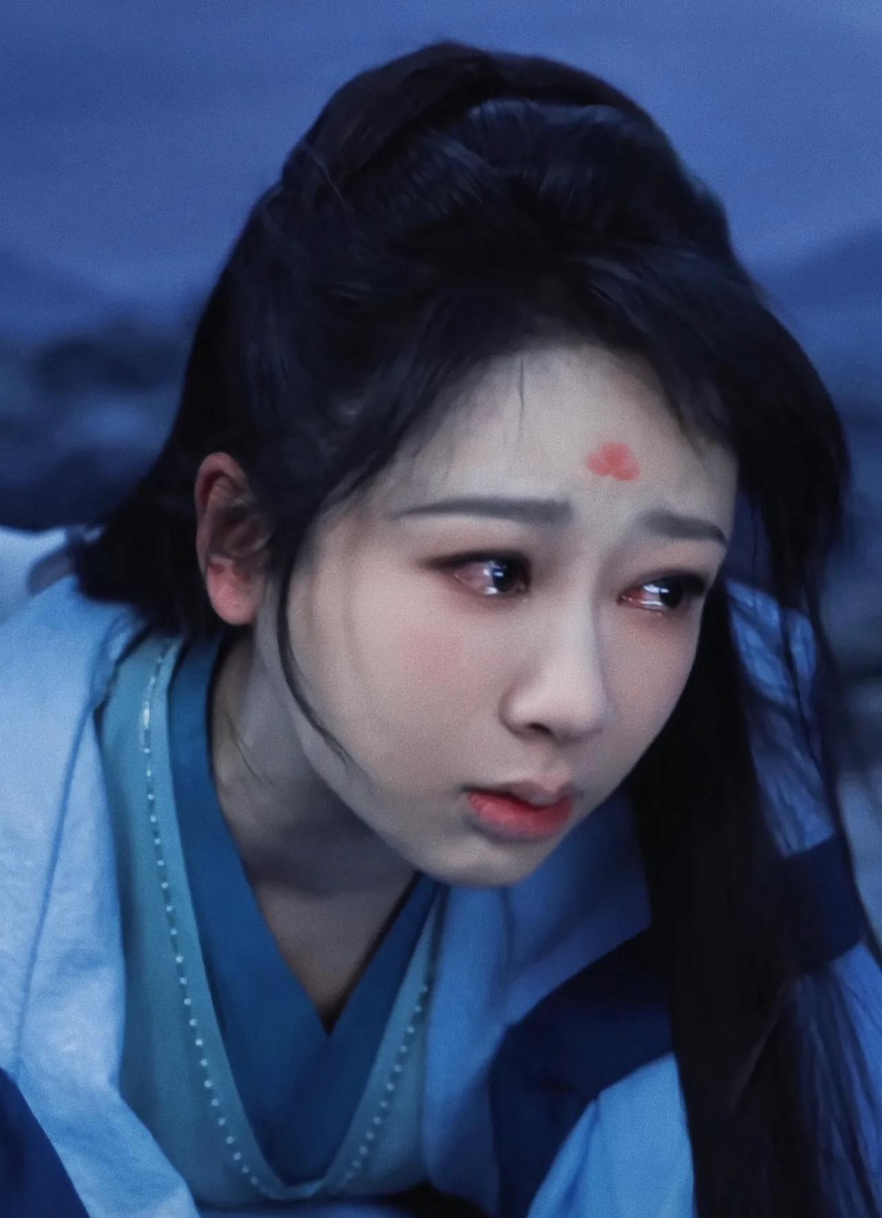 如果要说我钟爱的杨紫的作品,那《香蜜沉沉烬如霜》绝对是其中一部