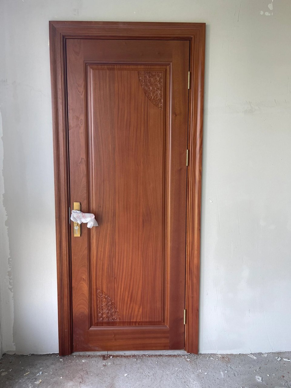 沙比利原木门 新中式原木门#原木门# #新中式