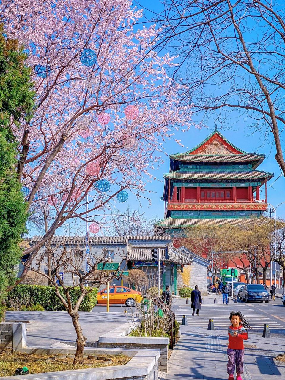 北京春天🌼鼓楼周边小众胡同漫游指南🌸💐🌷 立春后,好天气不