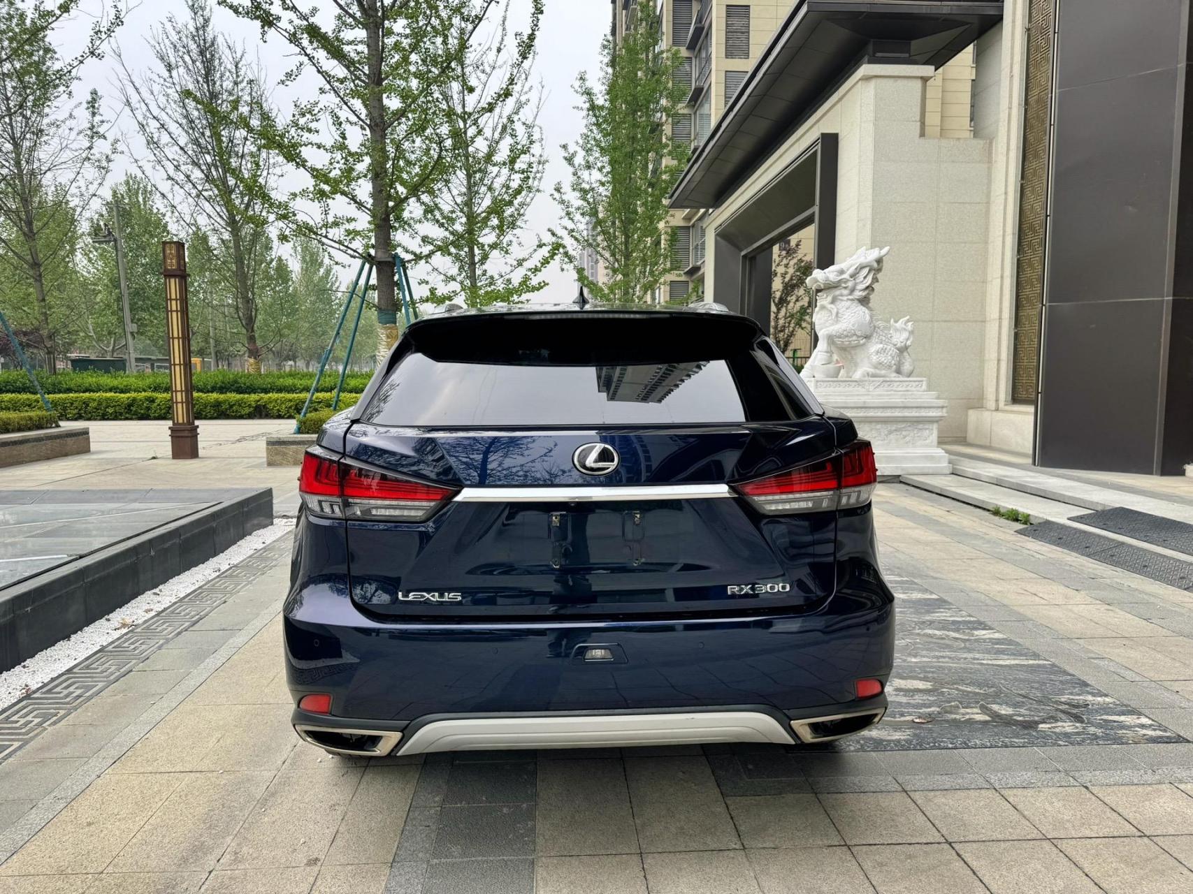 年雷克萨斯rx300四驱