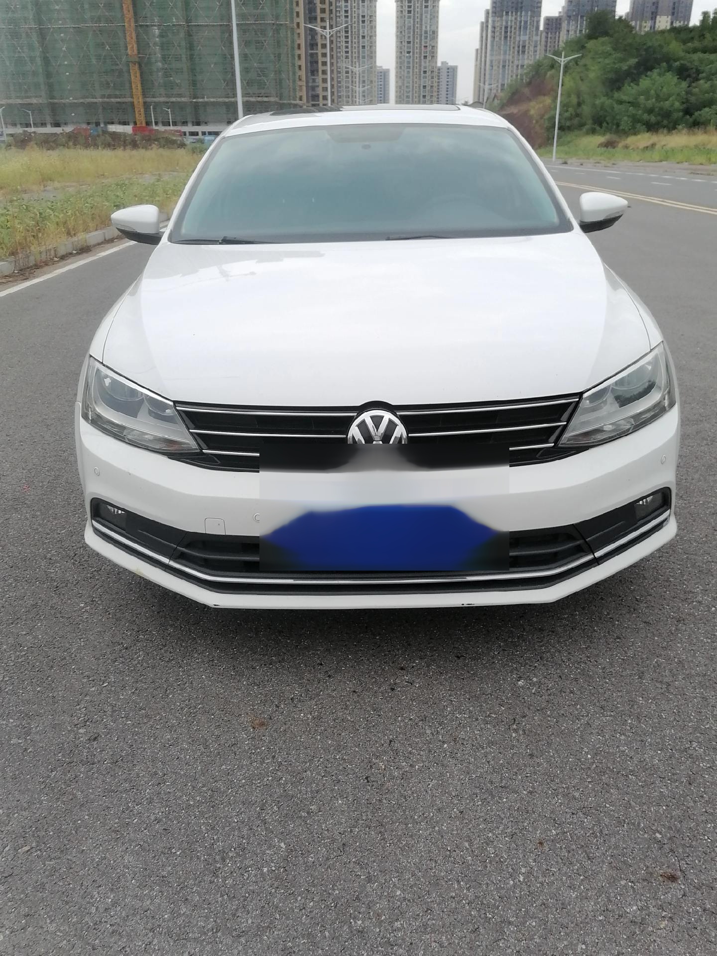 18年2月上牌的大众速腾1.4t自动豪华版