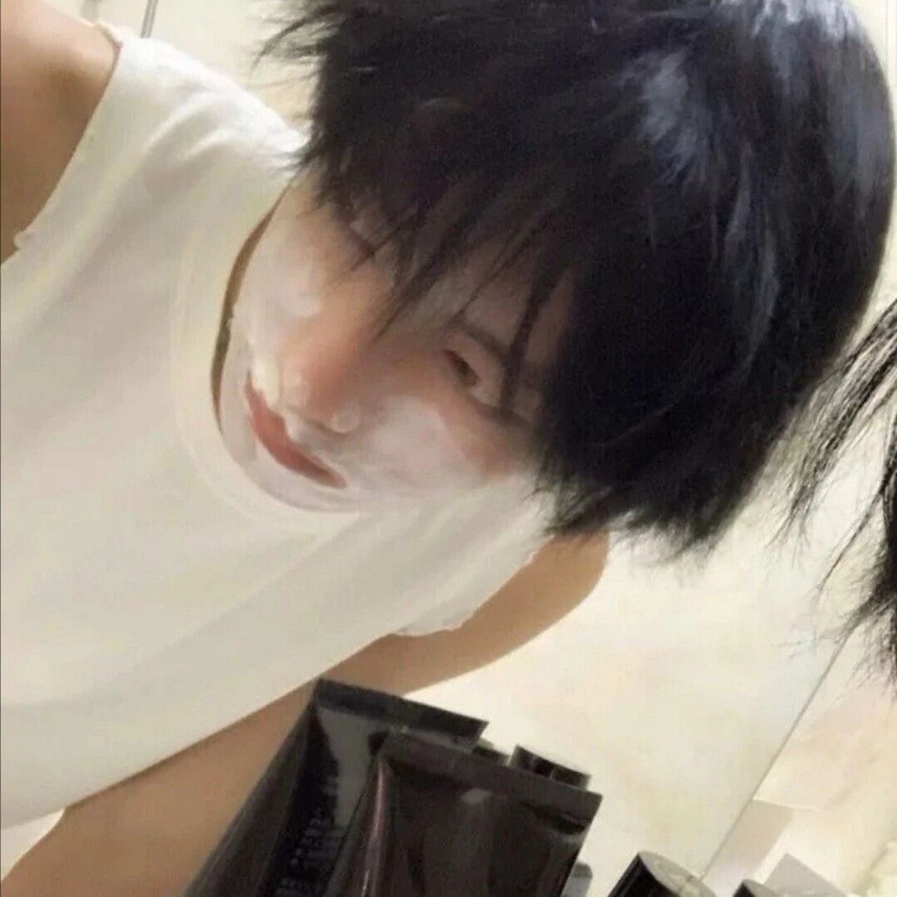 男生头像阳光帅气悲伤头像 很久没更新了,咱来更新一波,喜欢的话私信