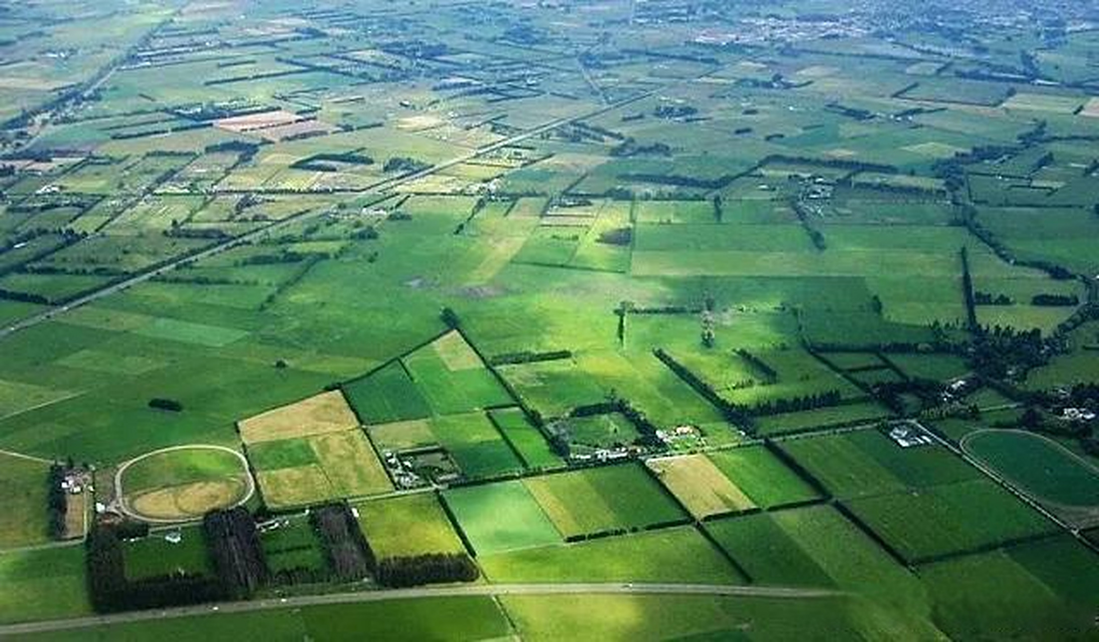 平原也是道靓丽的风景线,广阔中华有三大平原.