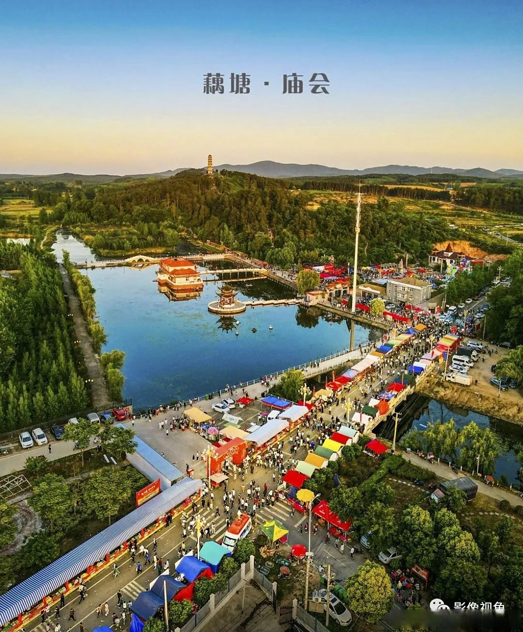 农历每年三月十五日是藕塘令狐山逢庙会的日子.