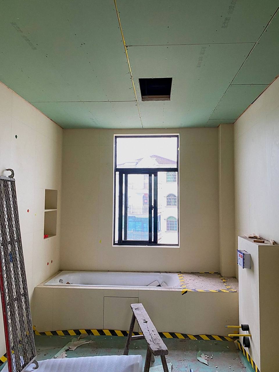 农村自建房装修|石膏吊顶,简单大平顶 全屋石膏板,我不喜欢铝扣板也不