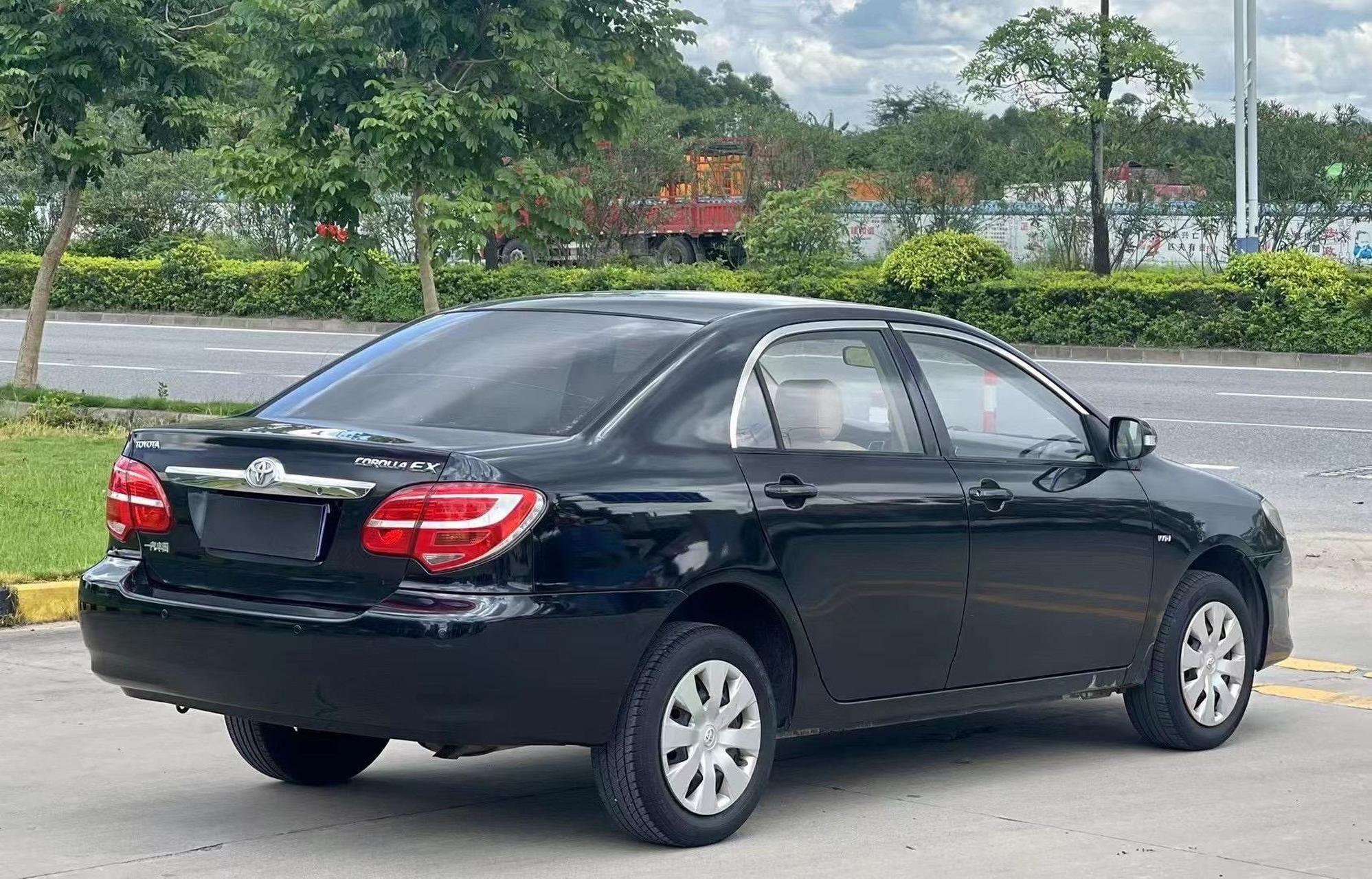 16年丰田花冠,1.6排量,自动天窗版,原版车况,安全行驶7万多公里