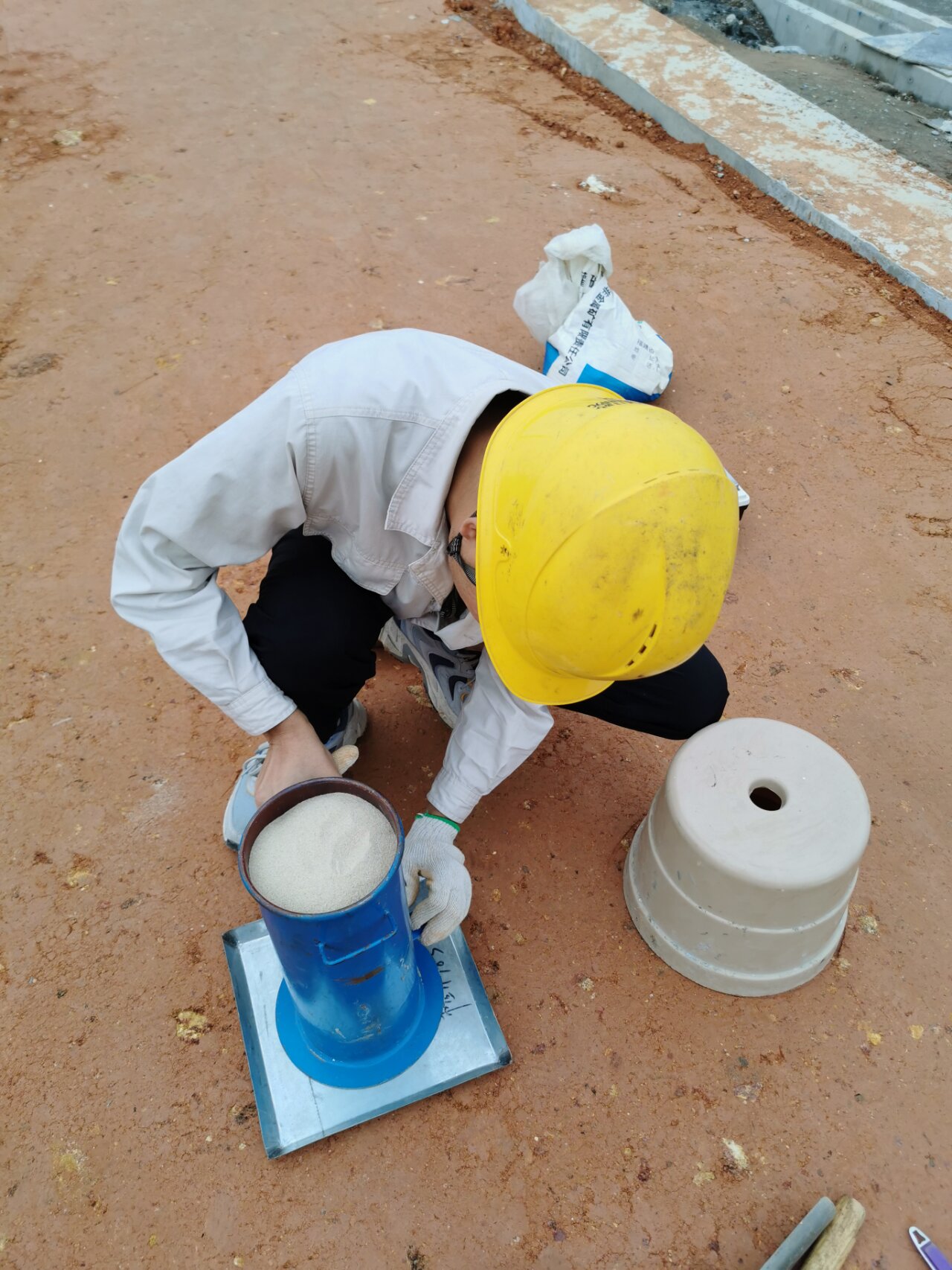 挖坑灌砂法钻芯法无核密度仪法核子密度仪法环刀法本