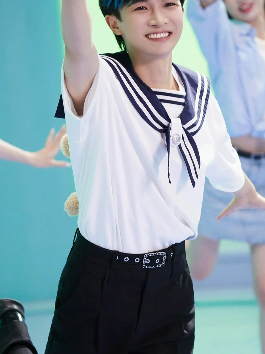 周深壁纸315667156691566元气水手小深