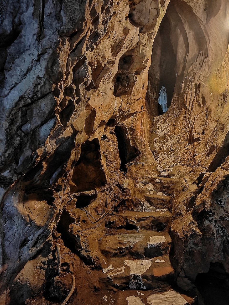 越南岘港 -  marble mountains 五行山 探索由5座石灰岩石峰组成的