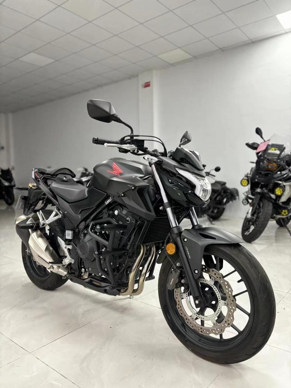 本田cb400f 原板原漆,精品车况,实表4480公里,完美无瑕疵