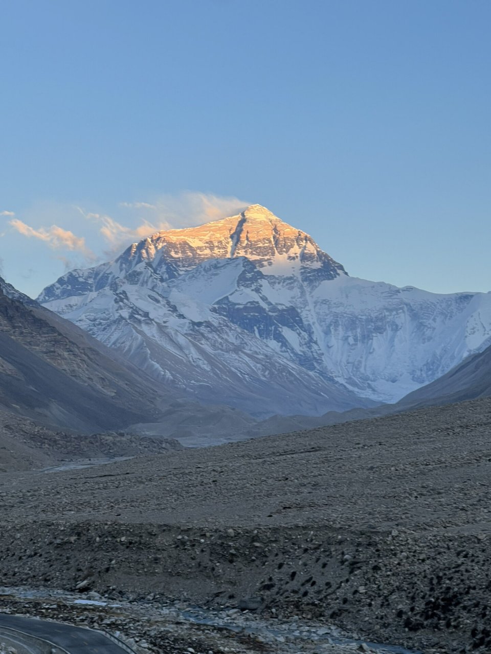 世界上最高的寺庙 - 珠峰绒布寺 绒布寺,世界上最高的寺庙,海拔五千米