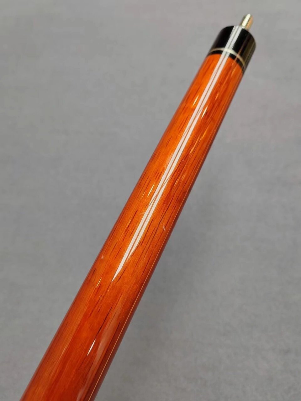 美兹ec9-d 美兹ec9-d一支,成色不错,原漆原线原配西格玛前节,一些小