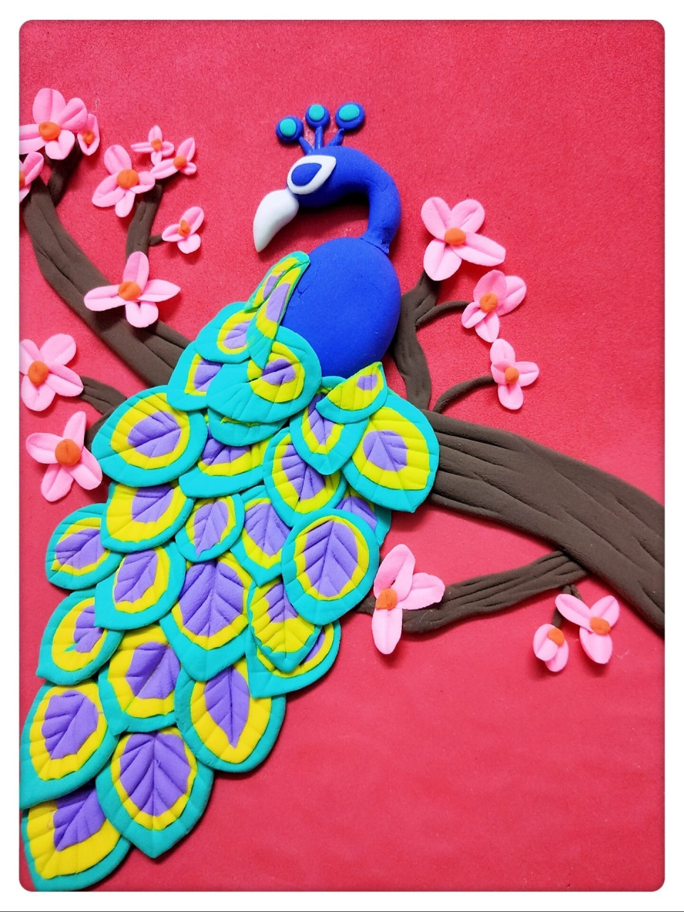 《孔雀立枝头》黏土贴画,有详细教程.