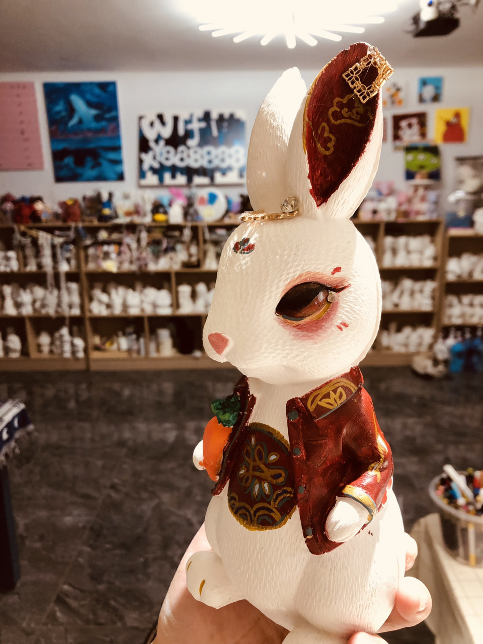 荣成|diy石膏娃娃新年福兔 彼得兔石膏娃娃涂色   和姐妹男票除了看