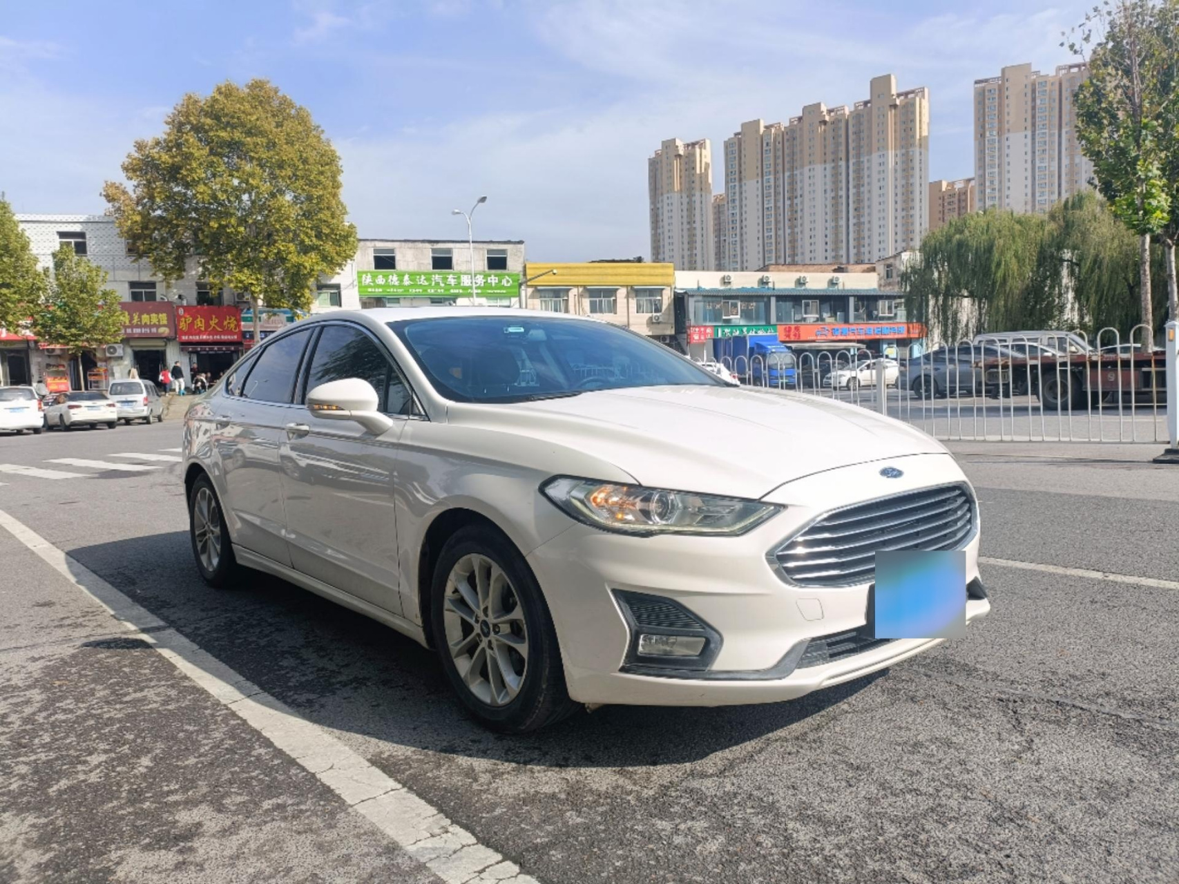 新到20年福特蒙迪欧,号称小号阿斯顿马丁,运动气息十足,b级车性价比的