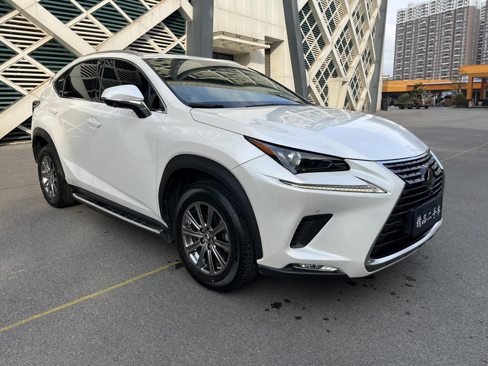新到2021年6月雷克萨斯nx200 四驱锋尚版 一手3万多公里 车况精品