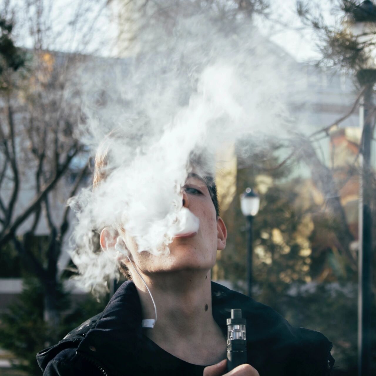 来一组吸烟的欧美风男生头像