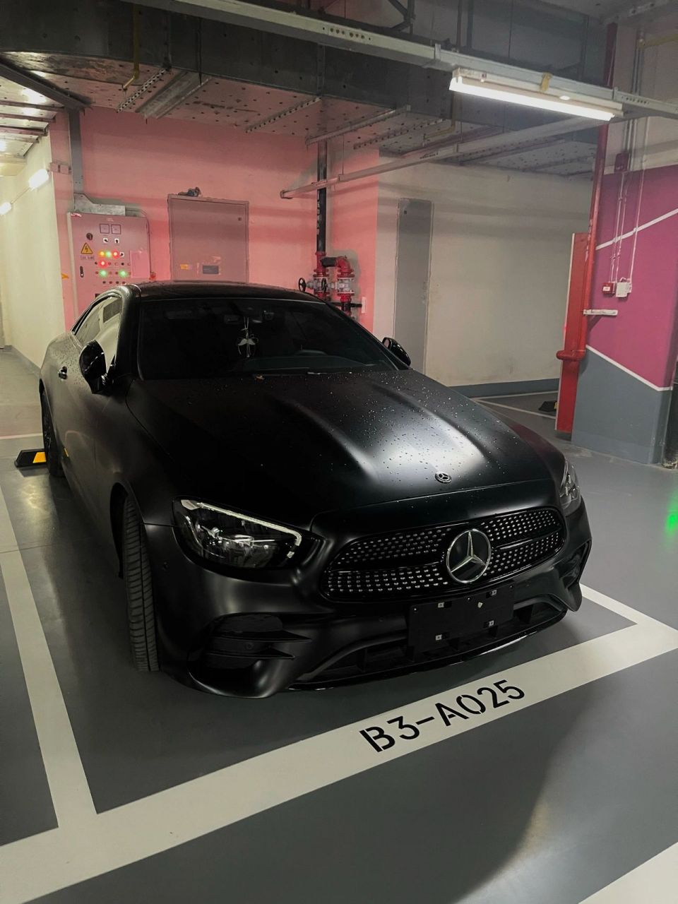 奔驰e260coupe黑武士,像个女孩子的车吗98 奔驰 梅赛德斯奔驰 奔驰e