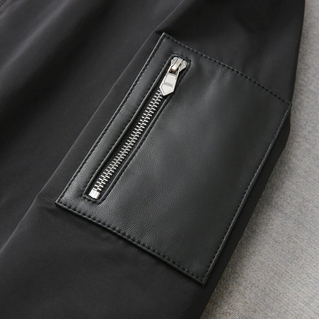 秋冬季新款爱马仕男士黑色耐看夹克皮衣外套