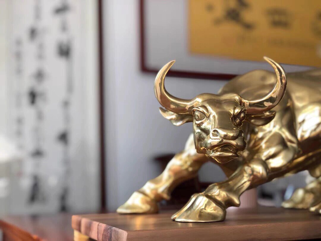 老铜匠 华尔街牛 (客人实拍图)光泽满满,包装完美,送人的不二之选.