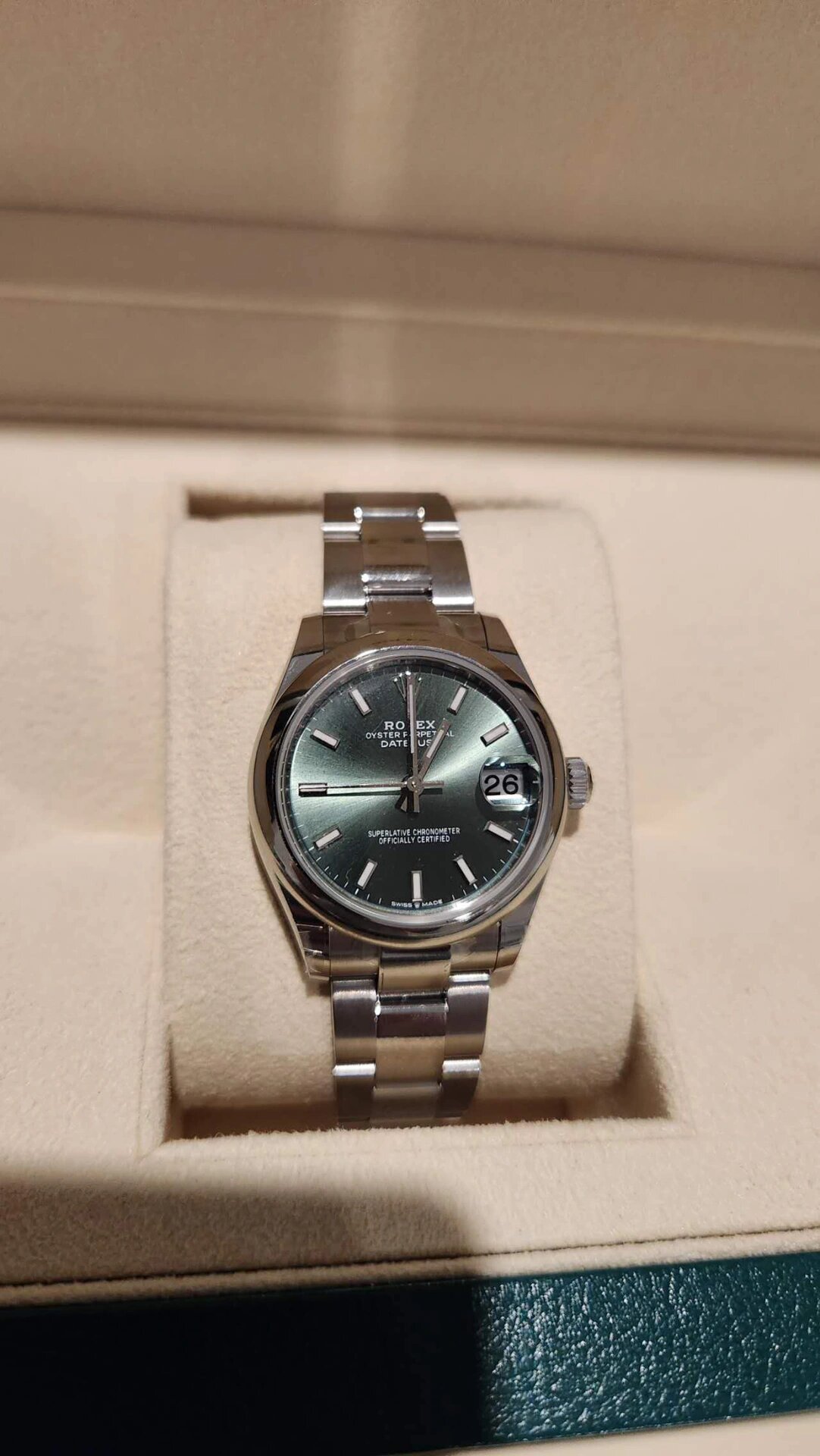 女表劳力士日志31mm薄荷绿 出一块全新劳力士日志女表 31mm 全新全套